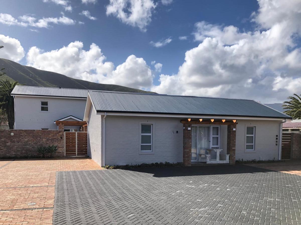 Hermanus Guest Rooms Ngoại thất bức ảnh